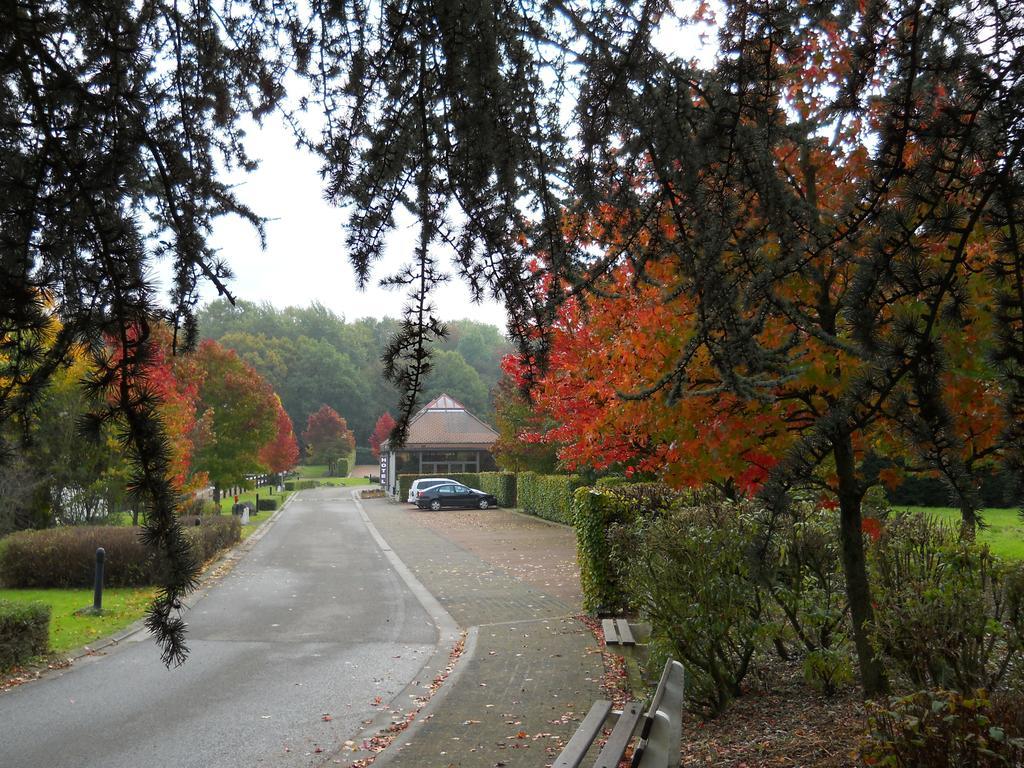 Le Relais De La Haute Sambre Lobbes Екстериор снимка
